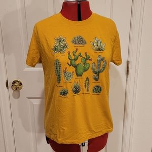 Fifth Sun medium T-Shirt (Cactus themed)